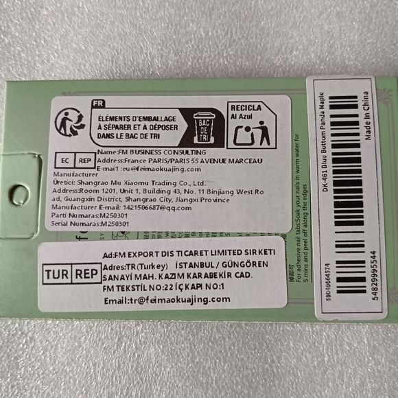 🌸Panda Design Press-On Nails - Black Cartoon Figure - Picture 3 of 3